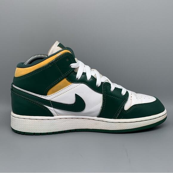 Jordan 1‎ Mid GS Sonics Basketball Shoes Youth Sz 6Y Women's Sz 7.5 - Picture 8 of 10